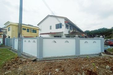 Taman Kinrara Seksyen 2