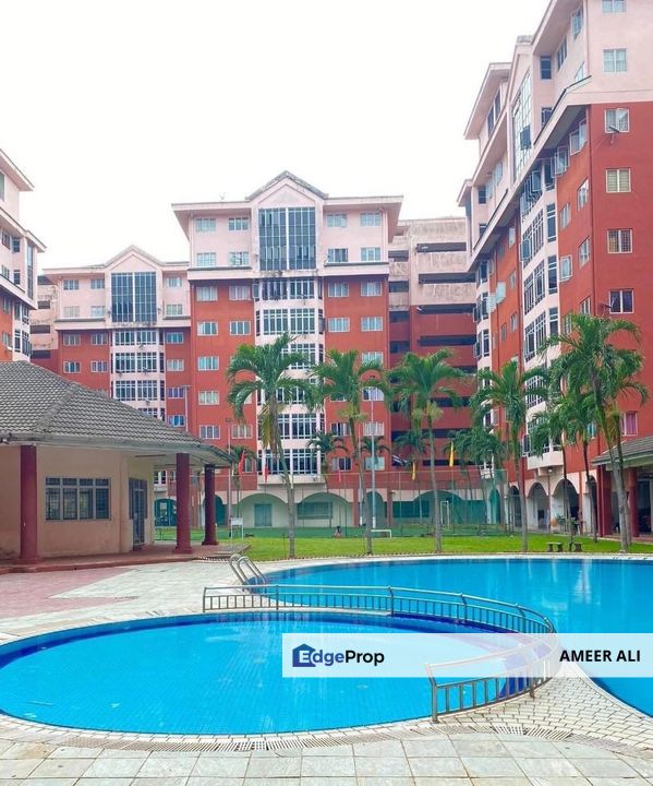 Permai Villa Puchong Permai Cashback RM60K Level 2 Lift Renovated Cunn, Selangor, Puchong
