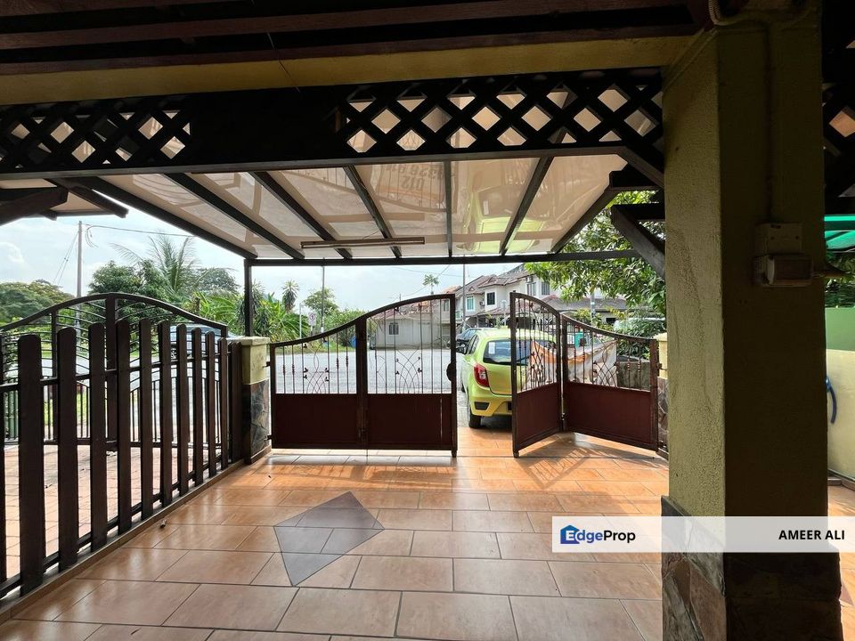Freehold Puchong Terrace 20x70  Walk to Park, Prime Location Wawasan 2, Selangor, Puchong