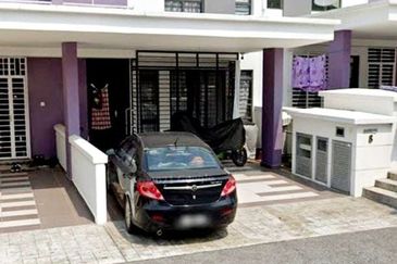 Terrace House Presint 11 Near Taman Saujana Hijau, Below Market