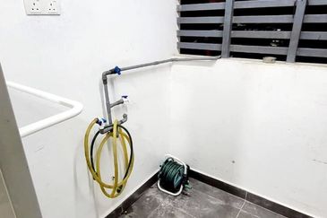 Terrace House Presint 11 Near Taman Saujana Hijau, Below Market