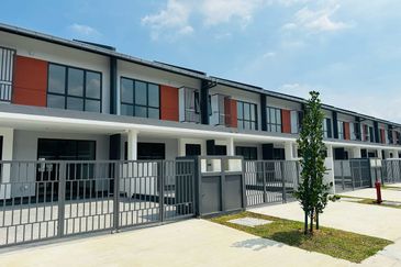 Casira 3 @ Bandar Bukit Raja