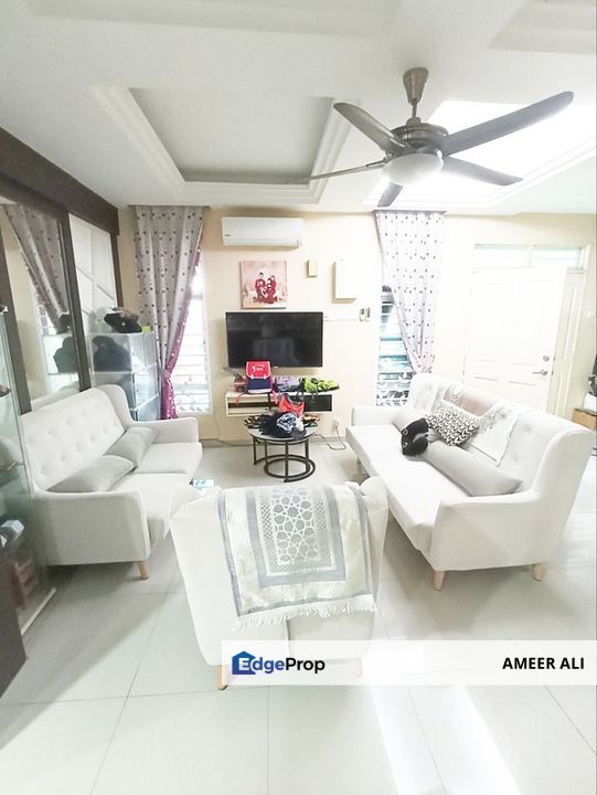 Saujana Putra Semi-D Corner Lot Extended, Tanah Luas & Fully Reno Pulak Tu, Selangor, Kuala Langat