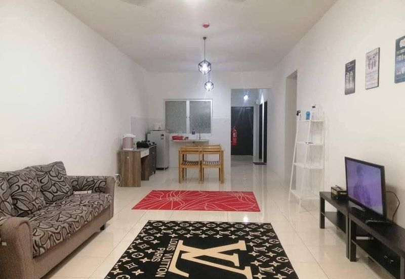 Puncak Hijauan (Hijauan Heights)