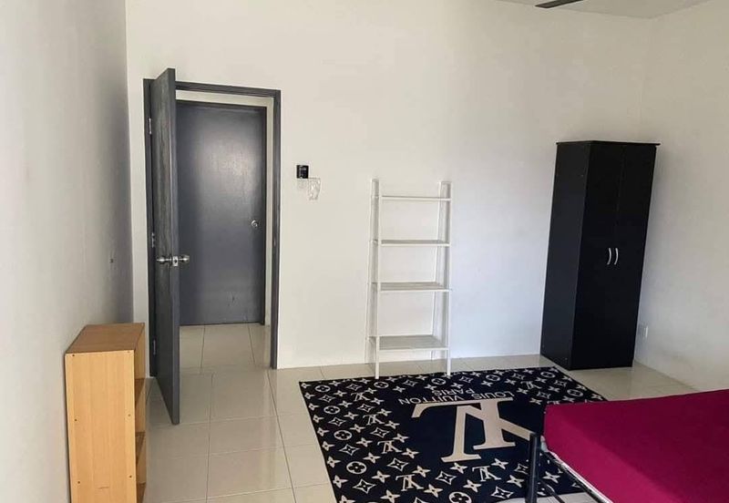 Puncak Hijauan (Hijauan Heights)