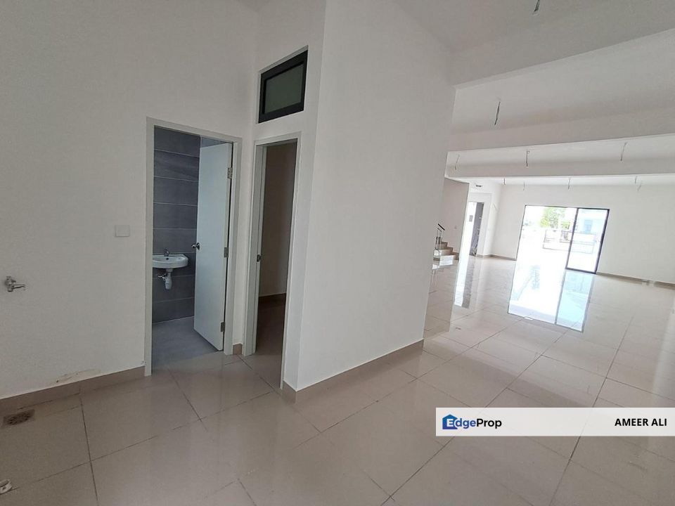 2 Sty Superlink Sejati Lakeside Cyberjaya Baru Cantik Besar Tepi Tasik, Selangor, Cyberjaya