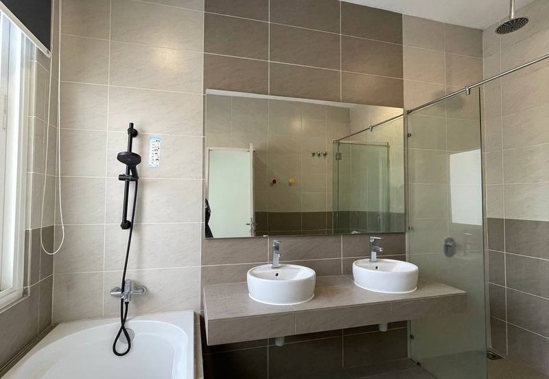 Clover Garden Residences