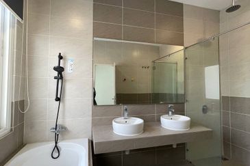 Clover Garden Residences