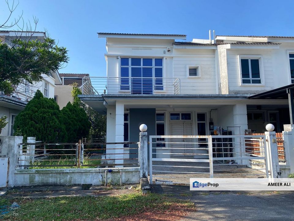 Semi D Cluster Double Storey Bandar Saujana Putra BSP Partially Furnished, Selangor, Jenjarom