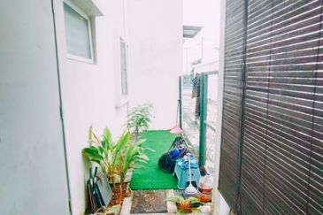 Jalan Bukit Rahman Putra