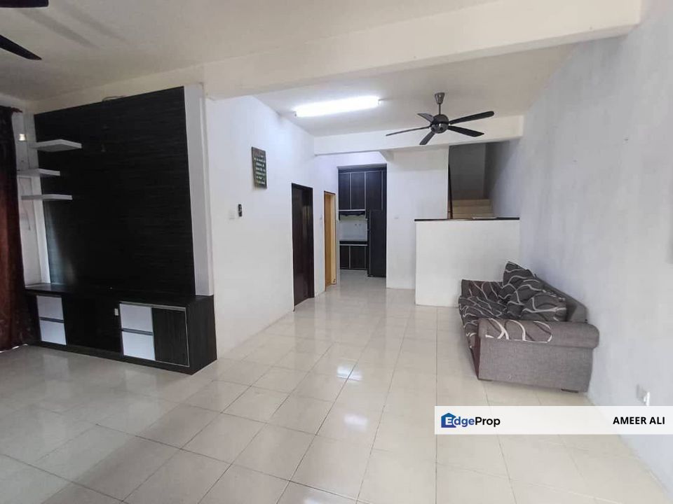 Endlot Semi D Cluster Saujana Utama 3 Sungai Buloh Luas & Siap Reno, Selangor, Sungai Buloh