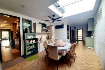 Bangi Lakehill Villas