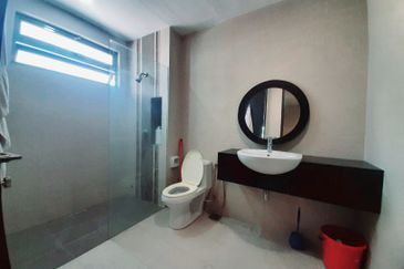 Bangi Lakehill Villas