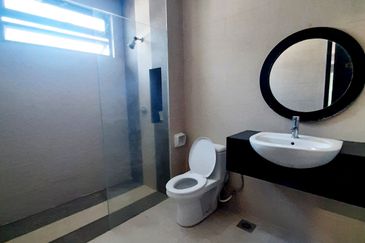 Bangi Lakehill Villas