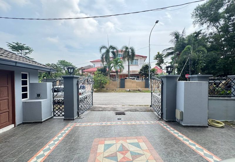 Seksyen 8, Kota Damansara