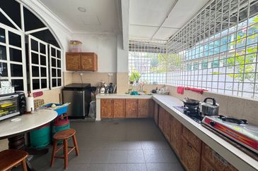 Seksyen 8, Kota Damansara