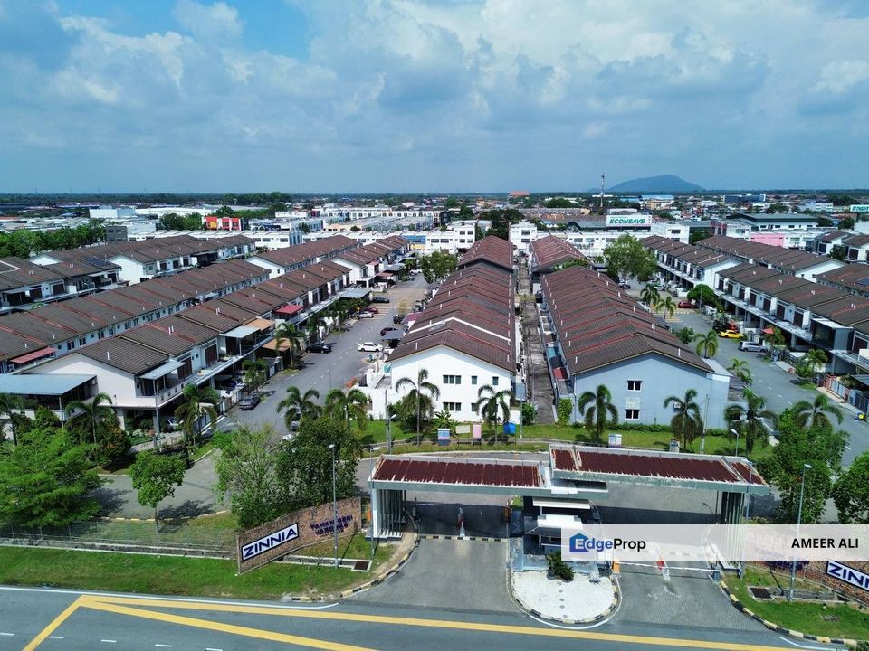 Freehold Gated 2 Storey Terrace End Lot Taman Jaromas Zinnia Jenjarom , Selangor, Jenjarom