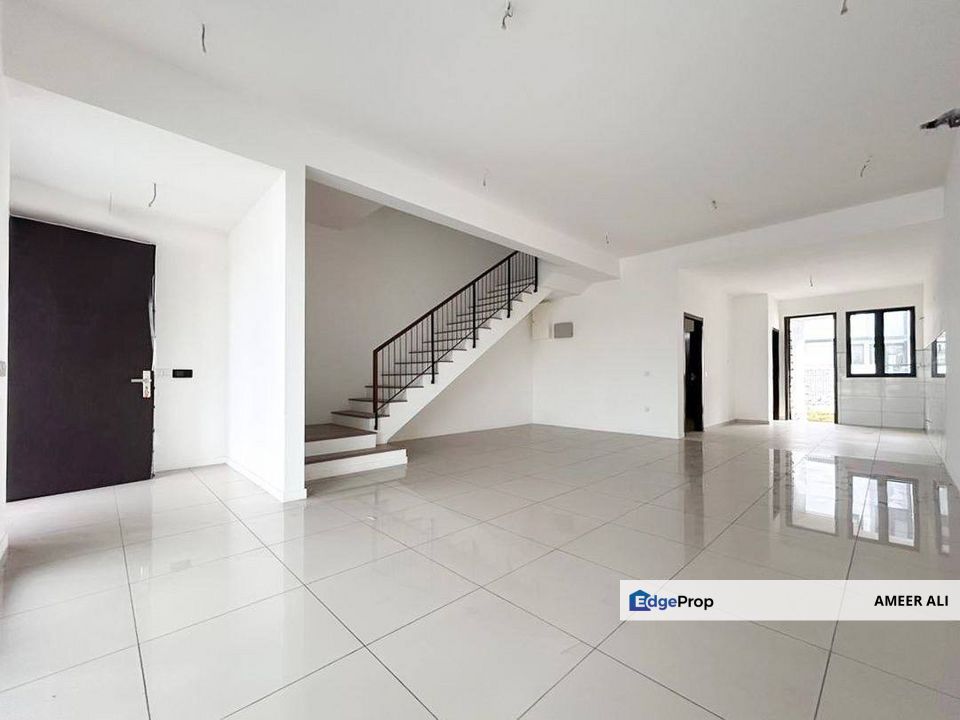 Facing Open Windy Brand New! Nadira 3 Bukit Raja 2 Storey Freehold, Selangor, Klang