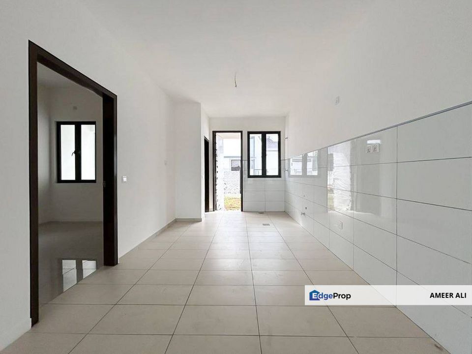  Facing Open Windy Brand New! Nadira 3 Bukit Raja 2 Storey Freehold, Selangor, Klang