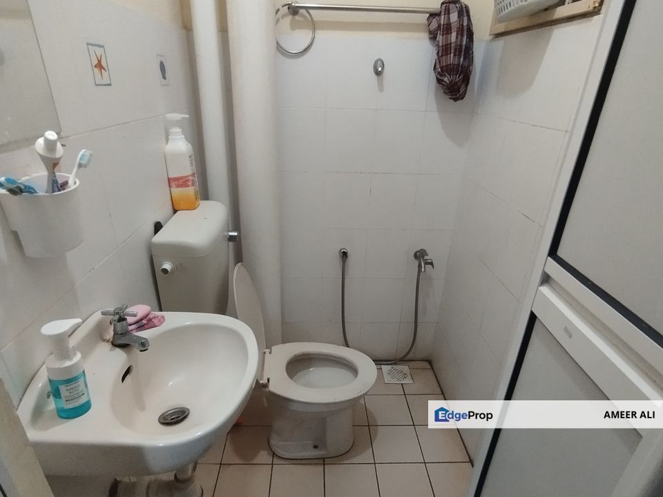 Renovated Lakeview Apartment Batu Caves High Floor Open View Greenery, Selangor, Batu Caves 