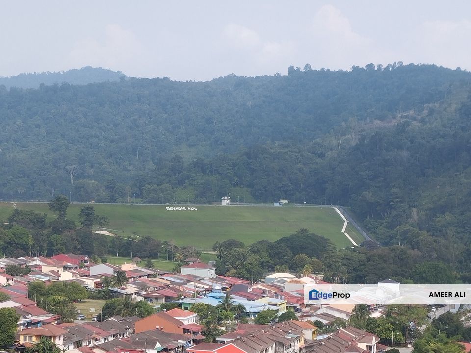 Renovated Lakeview Apartment Batu Caves High Floor Open View Greenery, Selangor, Batu Caves 