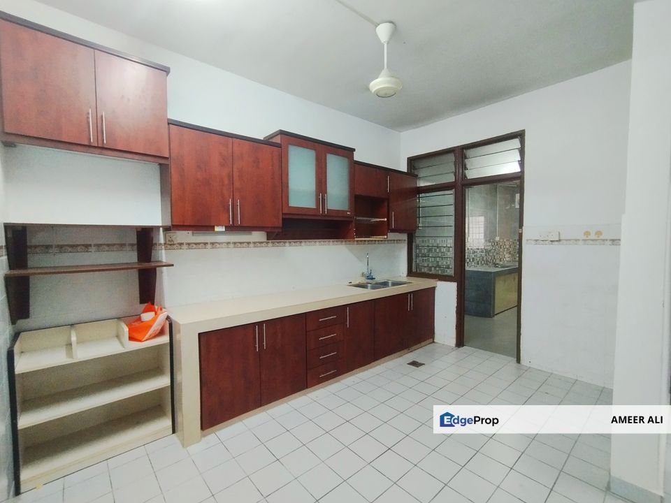 Facing Open! BK5 Bandar Kinrara 2 Sty Freehold Extra Parking Big Rooms, Selangor, Bandar Kinrara Puchong