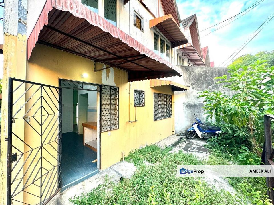 Spacious End Lot 2 Storey 22x75 Kelana Jaya SS 7 Beside Masjid Yakin, Selangor, Petaling Jaya