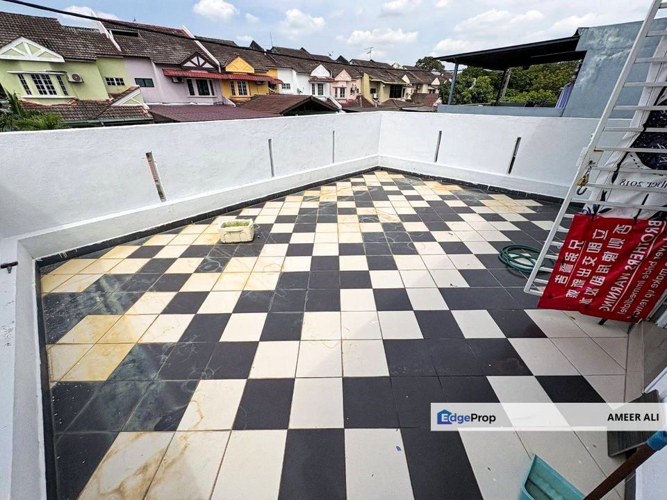 Rare 6 Bedrooms 4 Baths Double Storey End Lot Seksyen 27 Shah Alam, Selangor, Shah Alam