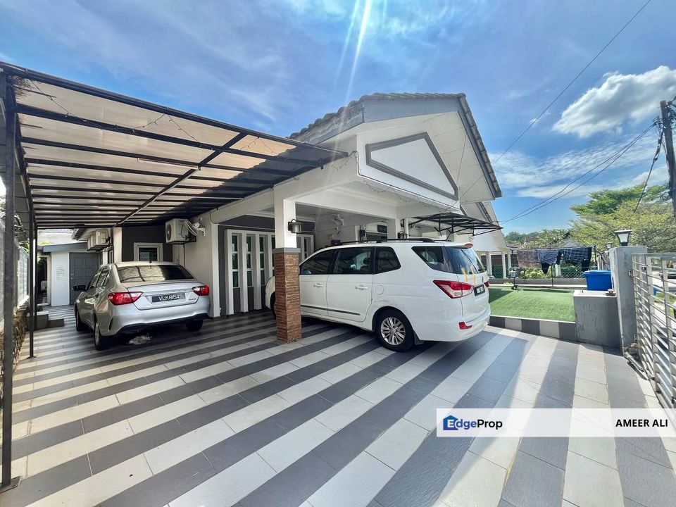 Below 800K Bungalow U6 5001sqft 6 Bedrooms 4 Baths Desa Subang Permai, Selangor, Subang