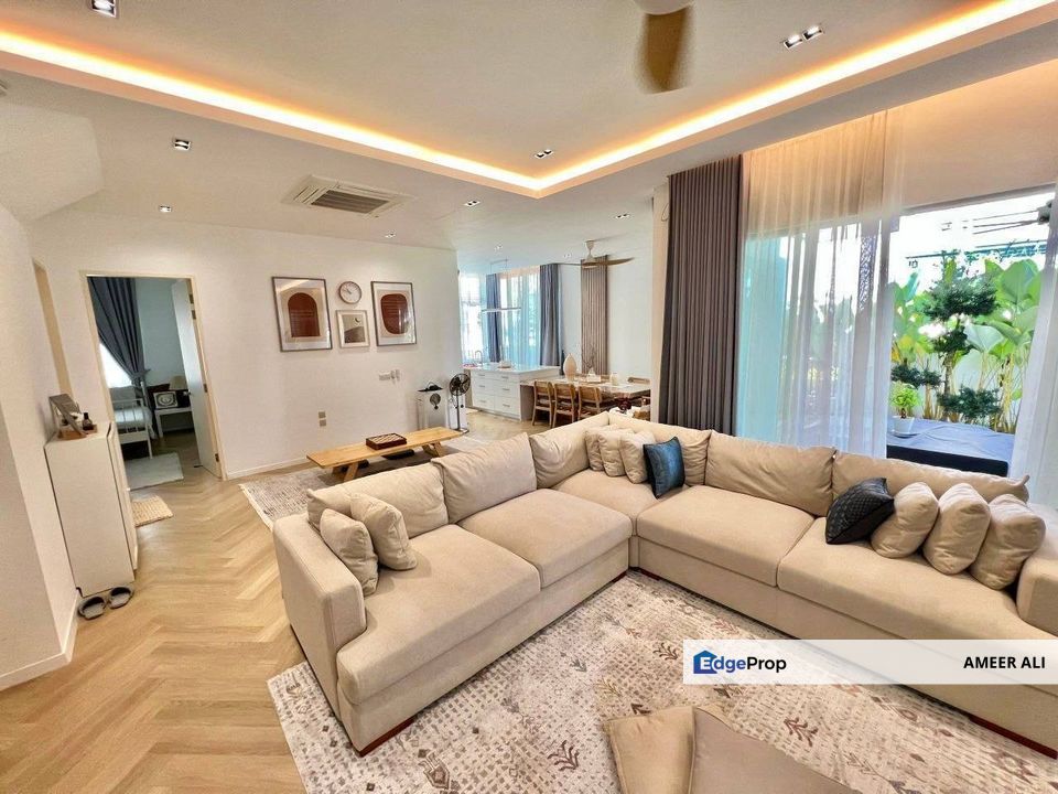 Ebonylane Eco Forest 2 Storey End Lot Freehold Fully Renovated 40x62, Selangor, Semenyih