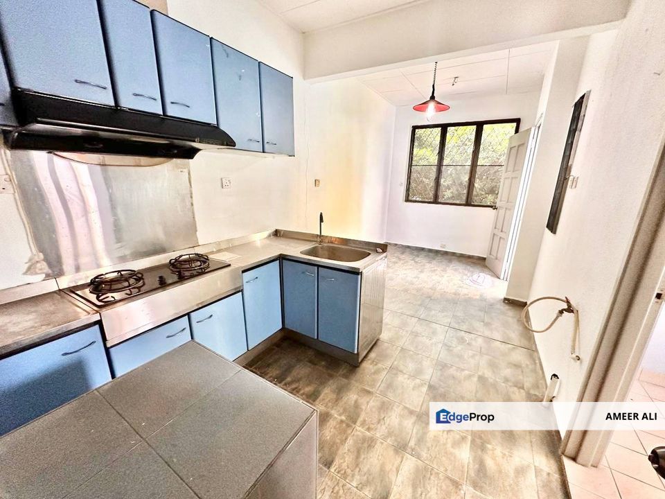 Kota Kemuning SuperLink Freehold Anggerik Eria double storey , Selangor, Kota Kemuning