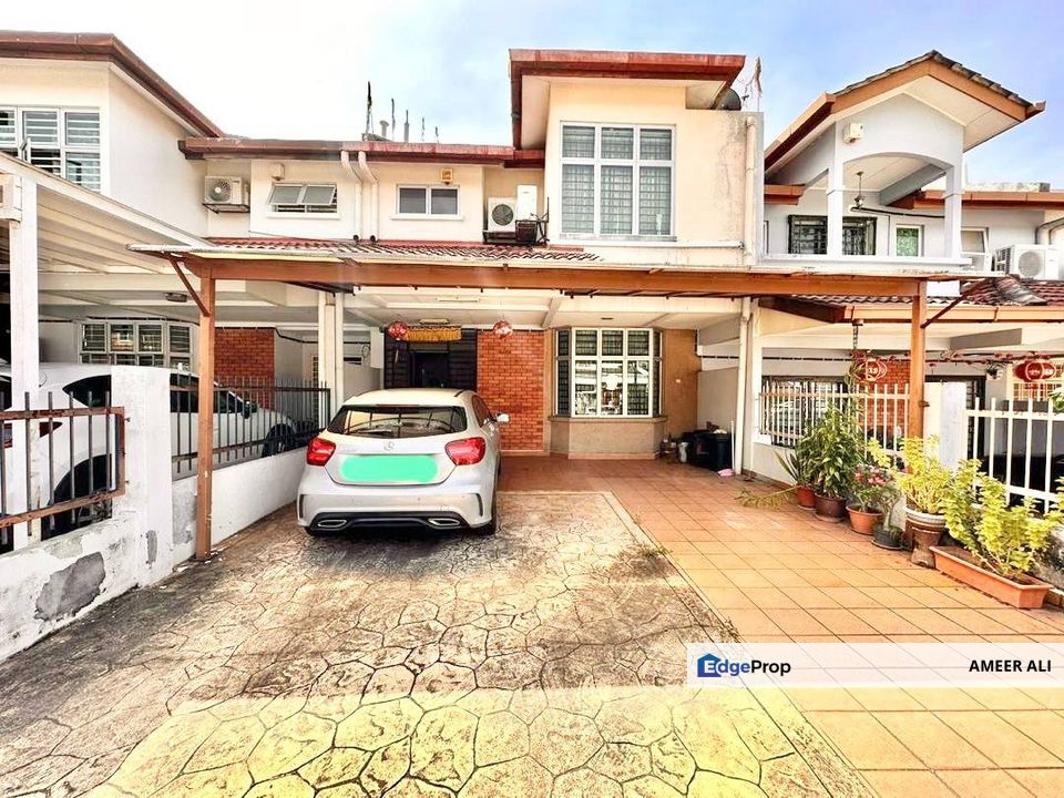 Puchong Utama Double Storey Furnished Freehold Below Value RM 100k+, Selangor, Puchong