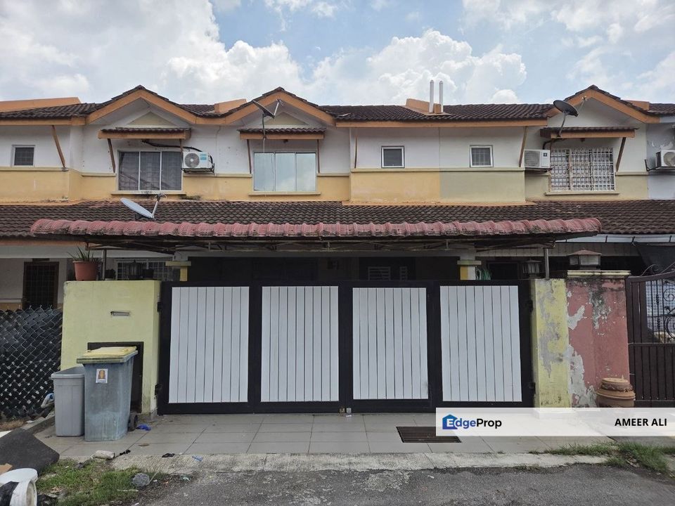 SP7 Saujana Putra Double Storey Fully Extend Gated Guarded, Selangor, Kuala Langat