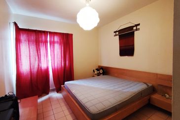 Perdana Exclusive Condominium