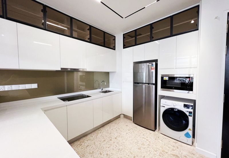 Pavilion Ceylon Hill