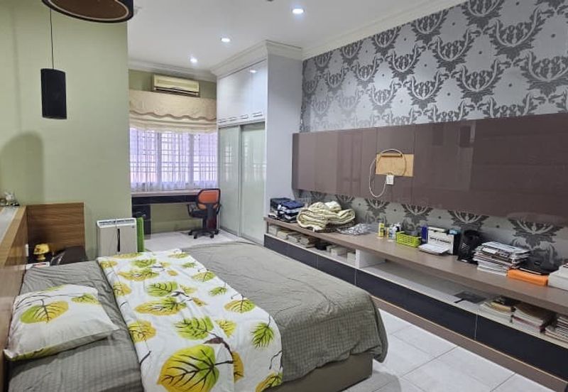 TAMAN BUKIT KLEDANG INDAH