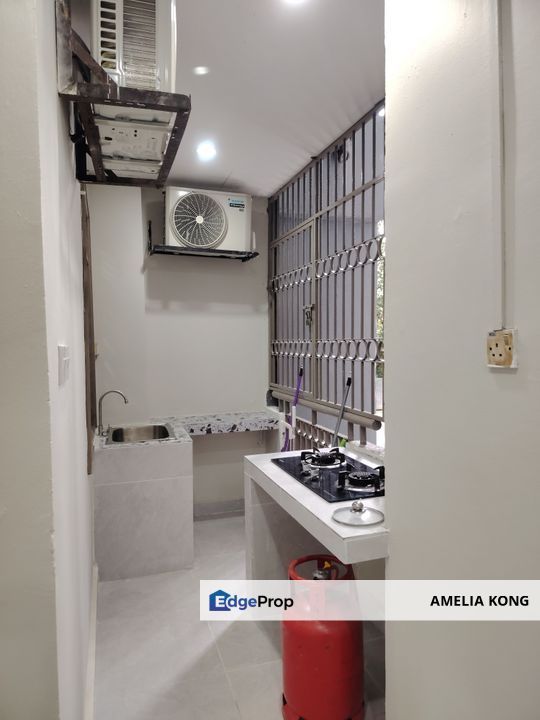 Newly Renovated Full Furnish Unit , Selangor, Petaling Jaya