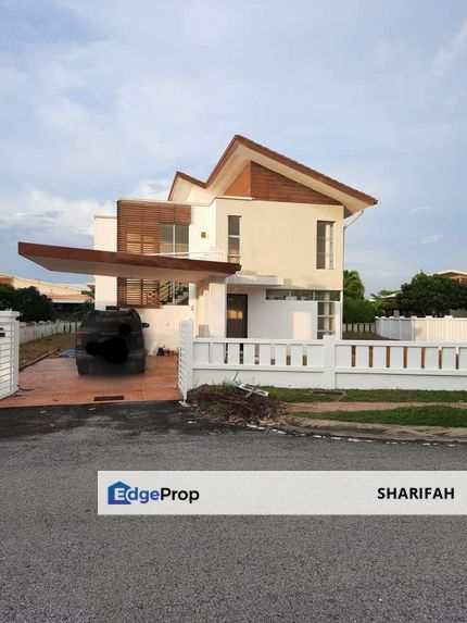Double Storey Bungalow Timur Enstek Bandar Enstek Nilai, Negeri Sembilan, Labu
