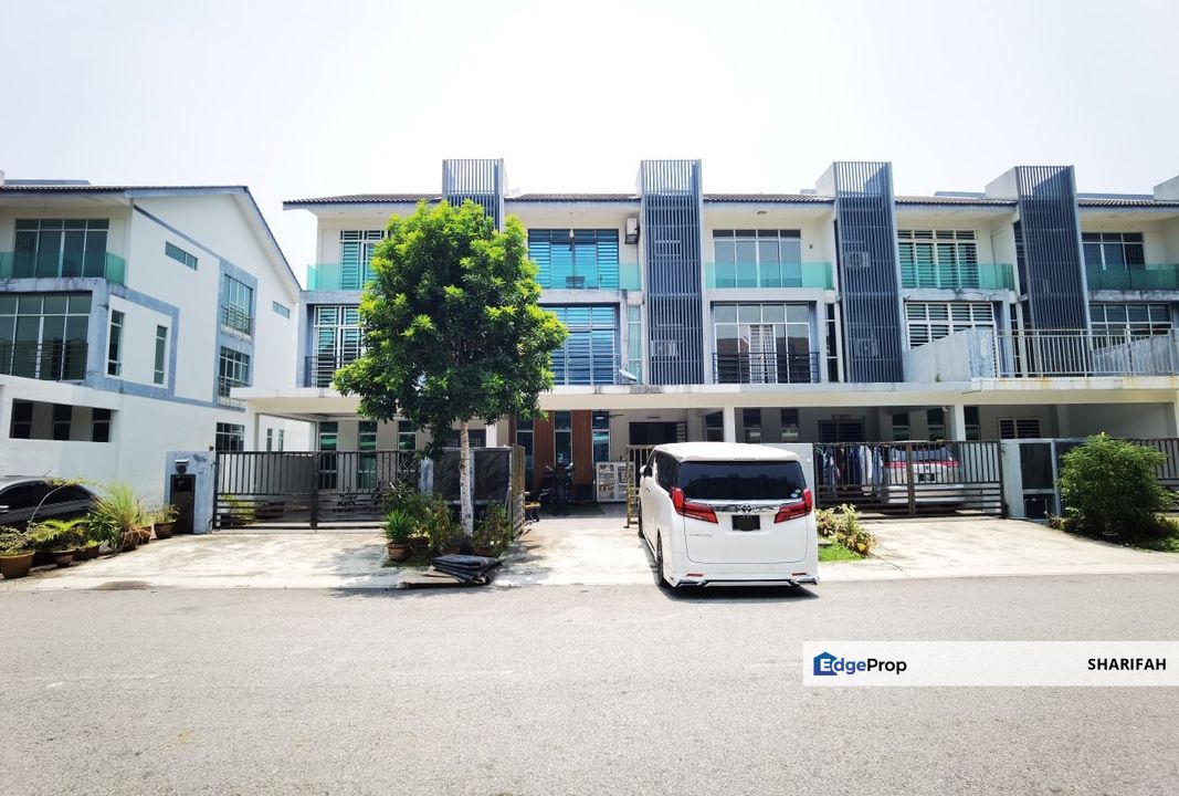 7 Bilik Fully Renovated Rumah Teres 3 Tingkat Bangi Avenue, Selangor, Bangi