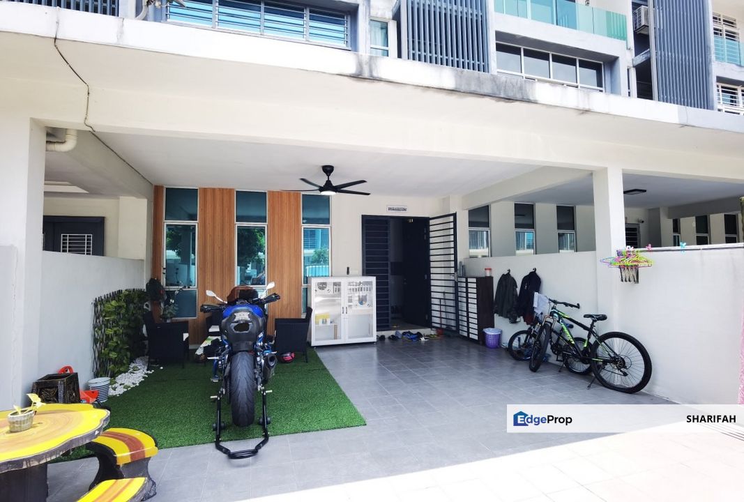 7 Bilik Fully Renovated Rumah Teres 3 Tingkat Bangi Avenue, Selangor, Bangi