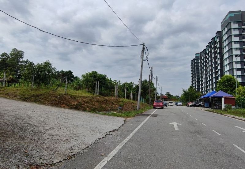Kampung Sungai Tangkas
