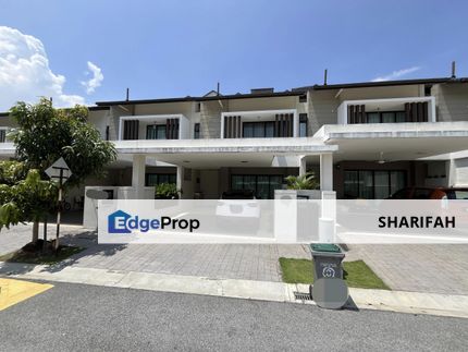 Double Storey Superlink 24x74sqft Laman Alamanda Kota Seriemas Nilai, Negeri Sembilan, Seremban