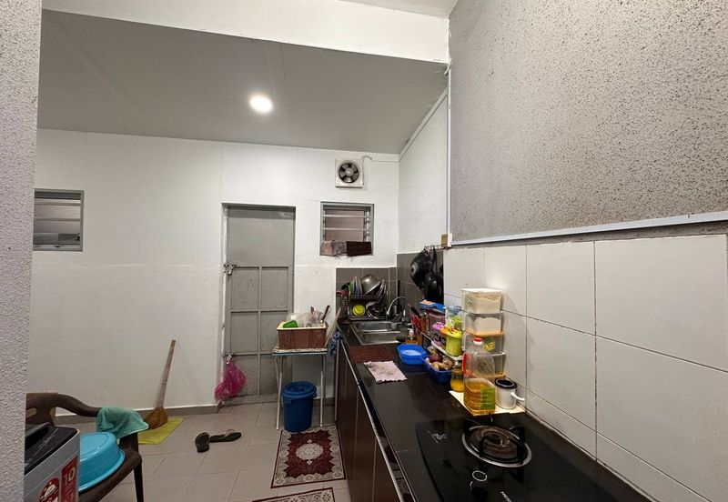 Laman Delfina @ Nilai Impian