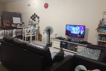 Laman Delfina @ Nilai Impian