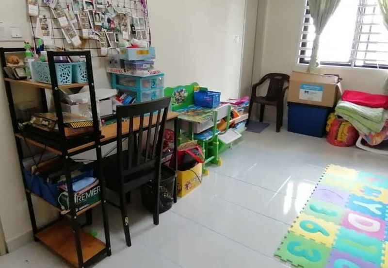 Laman Delfina @ Nilai Impian