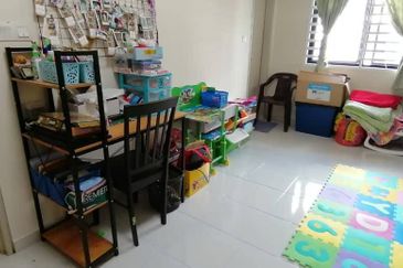 Laman Delfina @ Nilai Impian