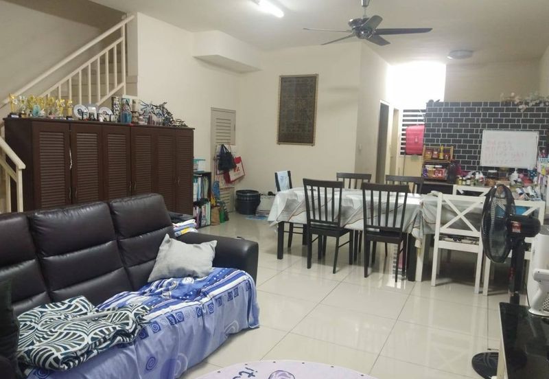 Laman Delfina @ Nilai Impian