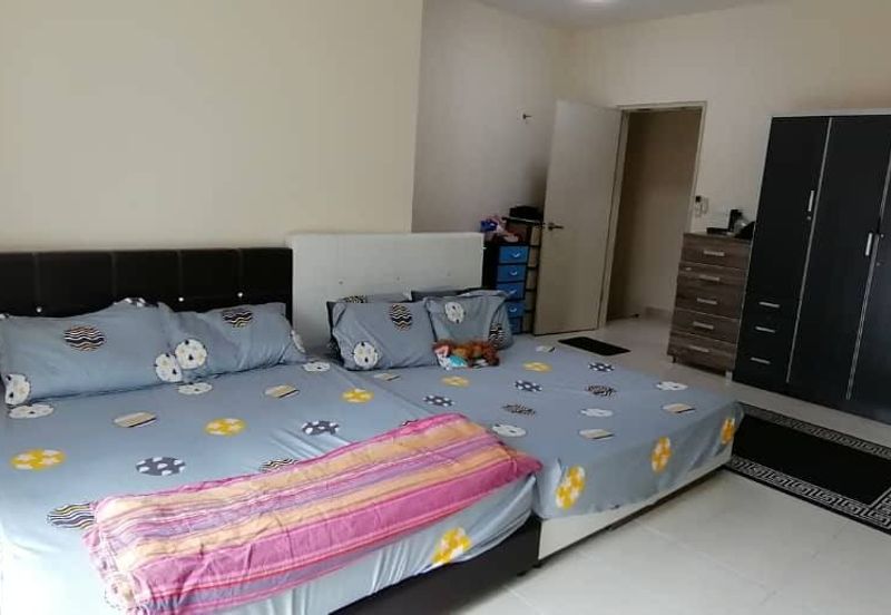 Laman Delfina @ Nilai Impian