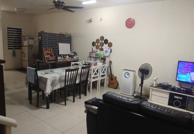 Laman Delfina @ Nilai Impian