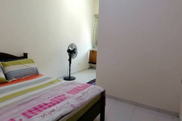 Laman Delfina @ Nilai Impian